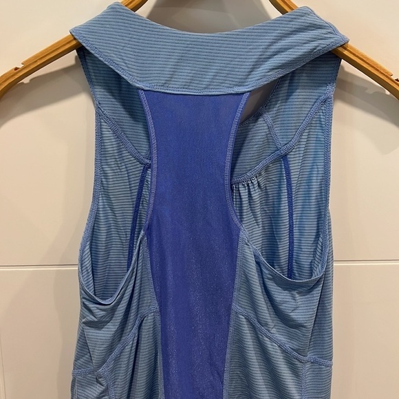 Lululemon  athletic tank top blue size 4 - Picture 8 of 10